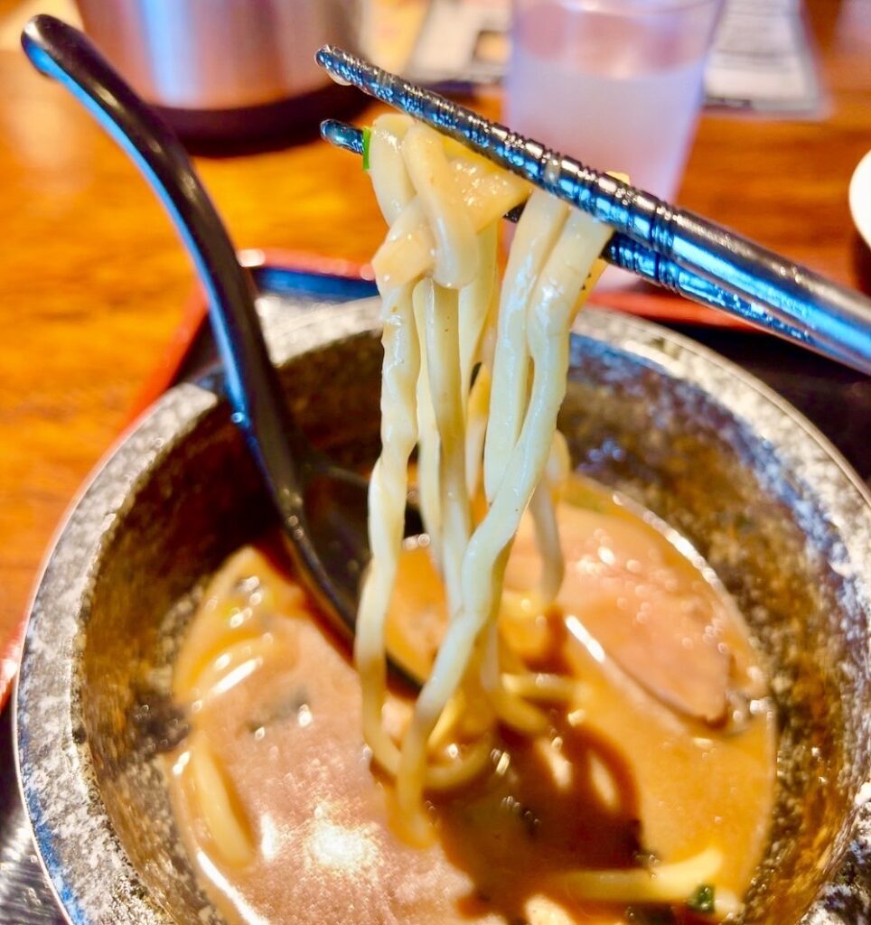 つけ汁麺リフト