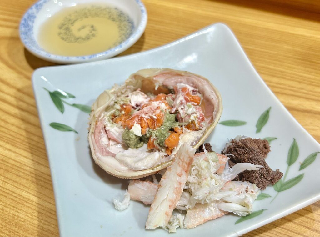 香箱蟹の内子、外子、蟹身