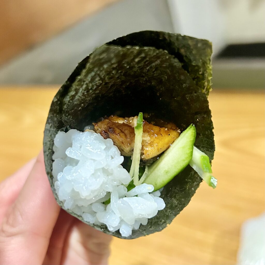 鰻の海苔巻き