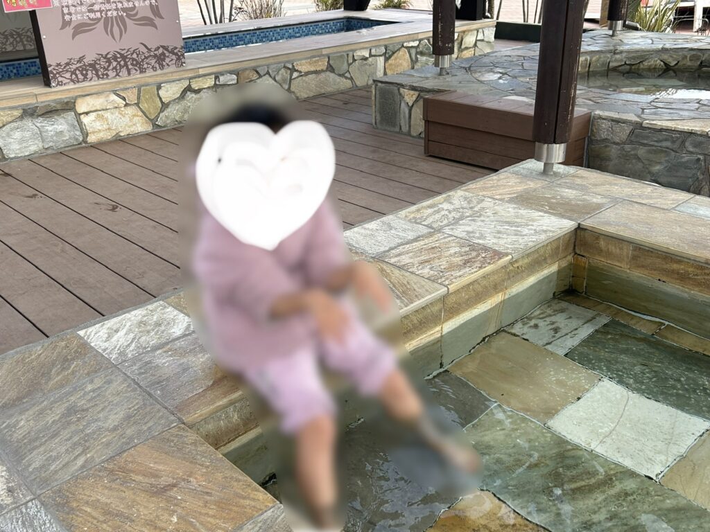 こんにゃくパーク内の足湯