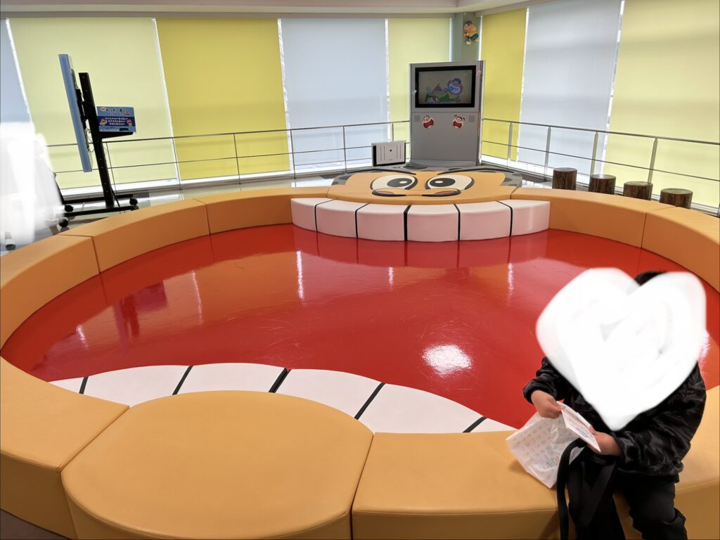 赤城乳業見学車用のフロア