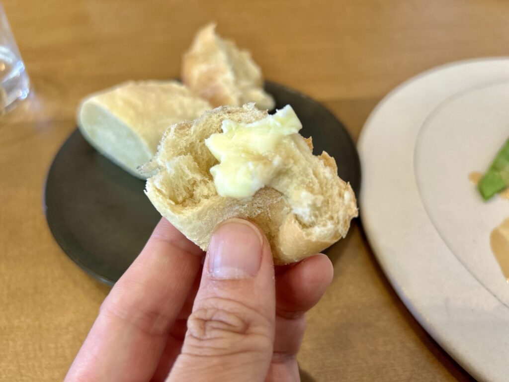 ２種のパンと発酵バター